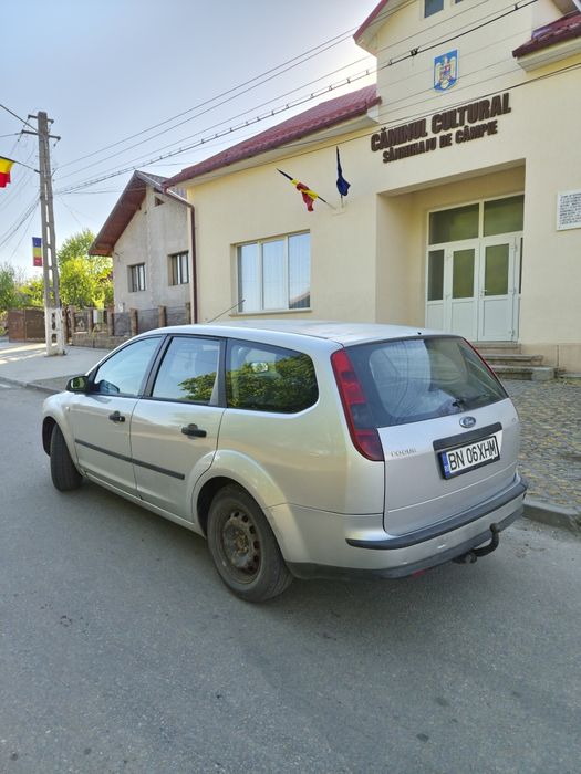 Vând Ford Focus mk2