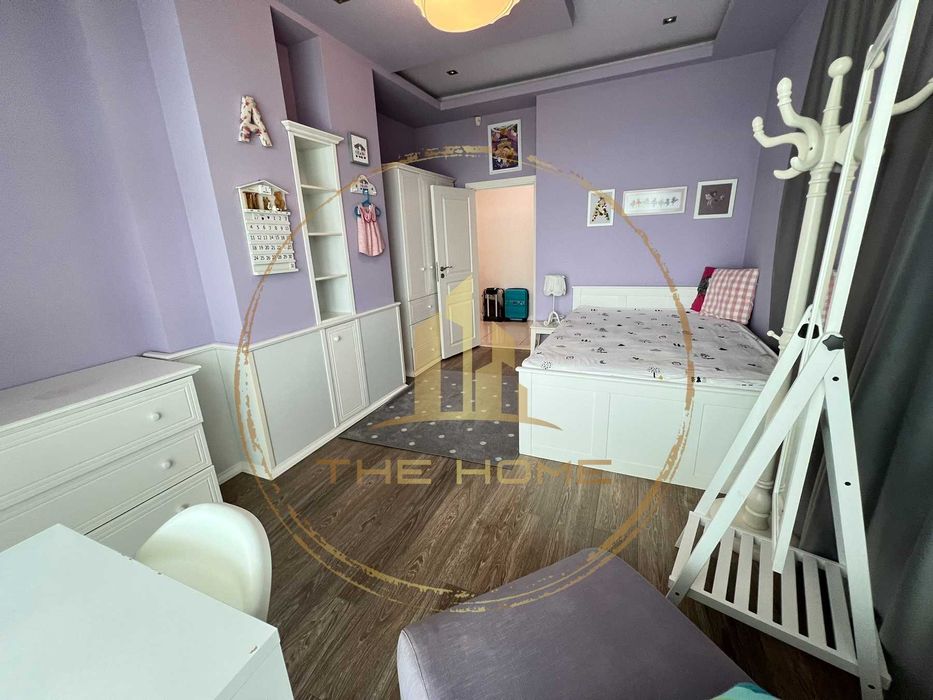 Дава се под наем Къща в Варна, Изгрев - 220 кв.м за 1700 € - Снимка #9