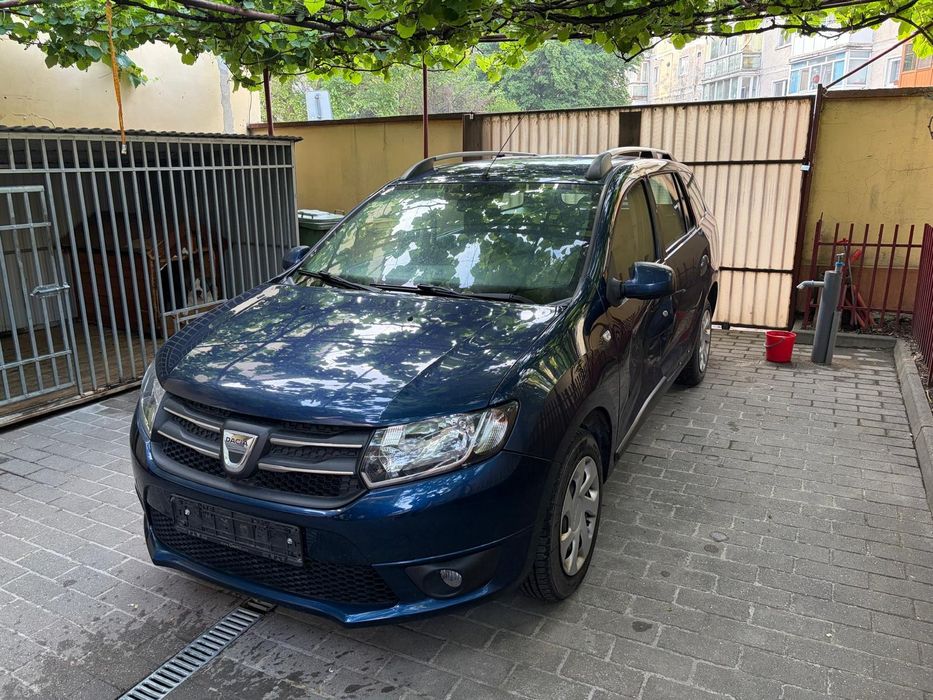 Dacia Logan Mcv 1,2 i Anul 2017 Avariat Ușor