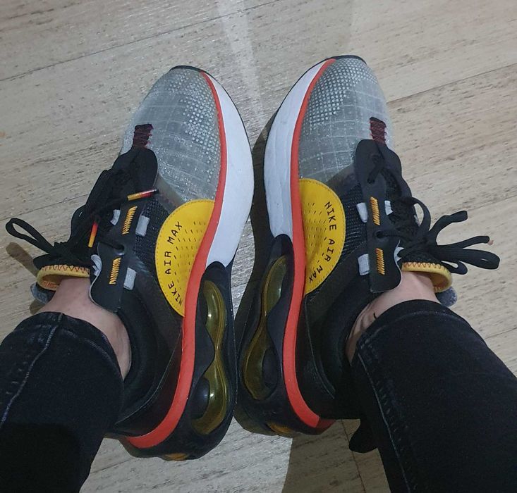 Inacaltaminte Nike dama 37,5