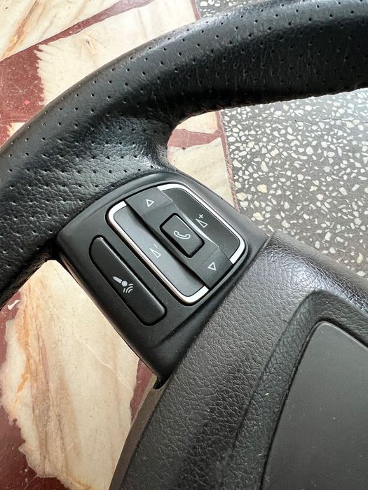 Volan SEAT FR cu Airbag inclus si comenzi volan / tesit cu piele perforata / Seat Leon Toledo Altea