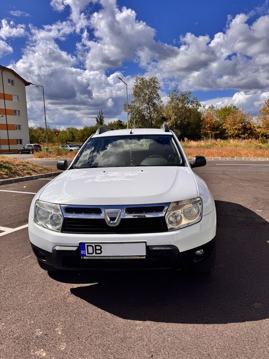 Vand Dacia Duster , 2011