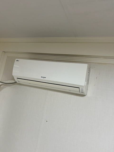 Кондиционер LG мультисплит.