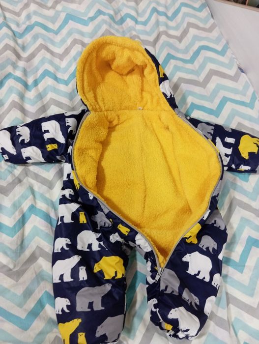 Продам комбинезон осень-весна