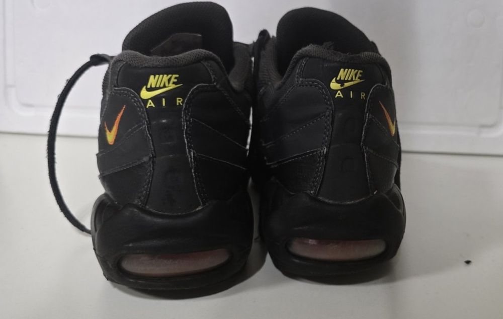 Nike Air Max 95 Anthracite Safety Orange