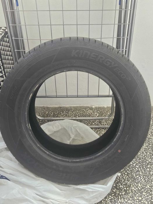 Vand 2 seturi anvelope Hankook - vara + iarna