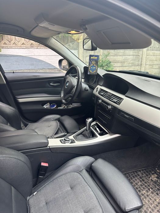 Bmw seria 3 e90 facelift