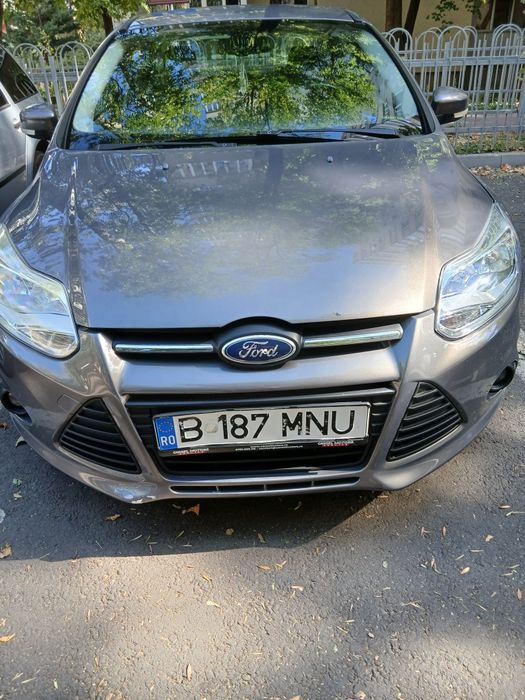 Ford Focus 2012 benzină, 4.849 € — imagine 1