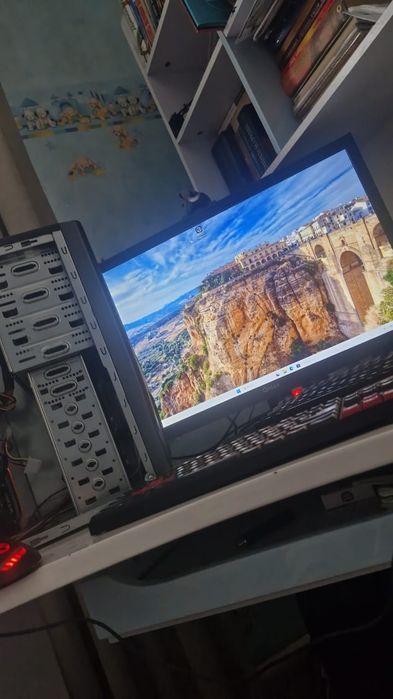 Компьютер в полной комплектации