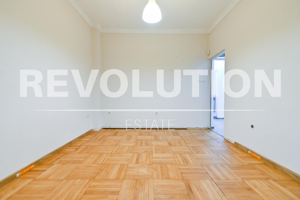 Дава се под наем Четиристаен апартамент в София, Докторски паметник - 122 кв.м за 800 € - Снимка #7