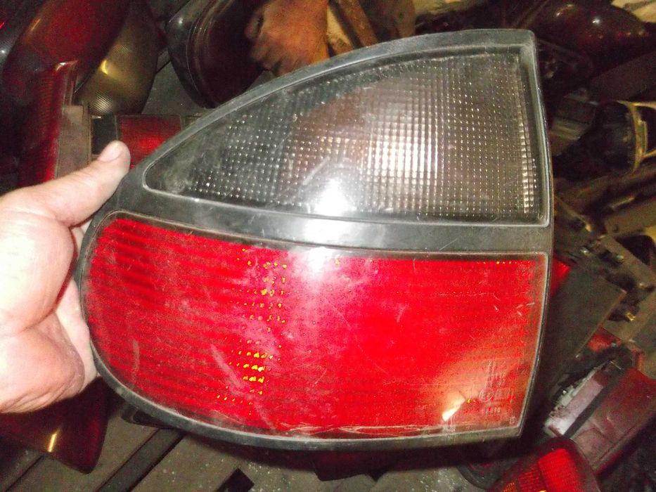 Ляв стоп за Рено Лагуна 95 год.хечбек