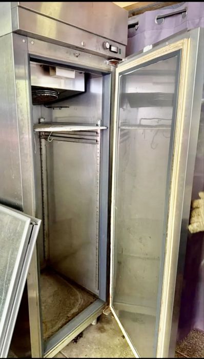 Vand  echipamente  mobilier  profesional  restaurant/bar horeca
