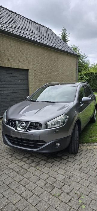 Nissan Qashqai+2 Nissan Qashqai+2 2.0 dCi 150CP 4x4 Automat • 7 Locuri • Euro 5