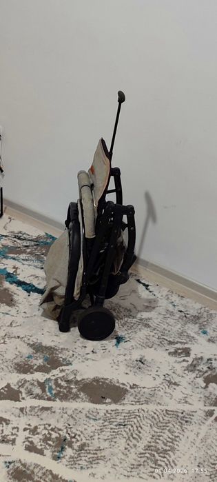 Коляска чемодан лёгкая