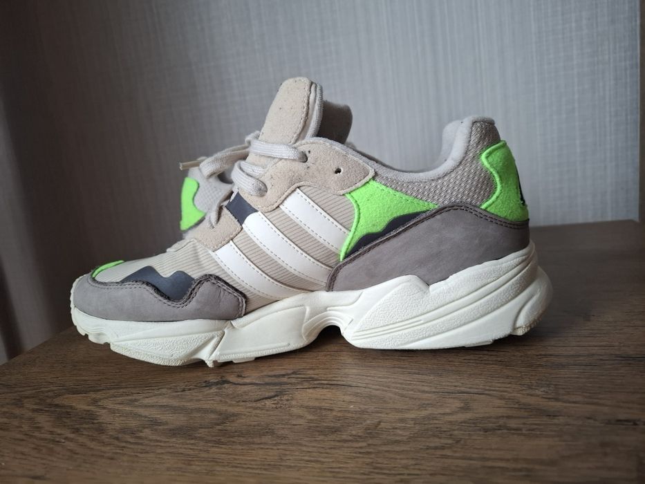Adidas Yung - 96 маратонки 42 номер.