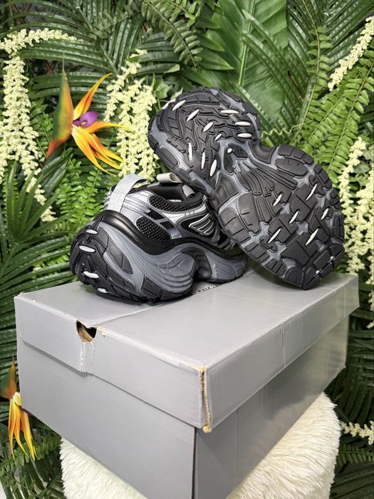 Balenciaga 6XL Sneakers Black