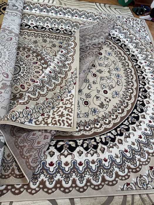 Ковер в отличном состоянии 1+1