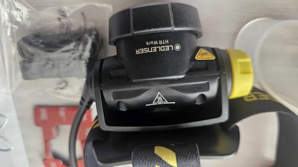Lanterna de cap Ledlenser H7R Work Reincarcabila 1000lm raza luminoasa