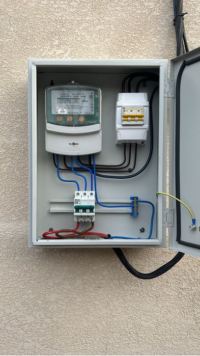 Услуги электрика с опытом