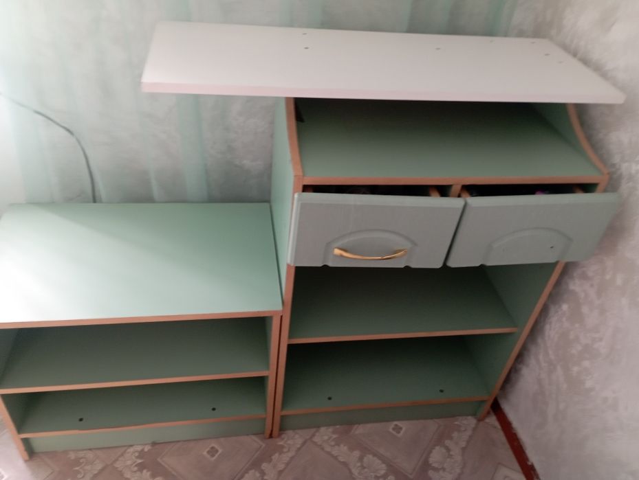 Продам тумбочки открытые 30000 ( торг )