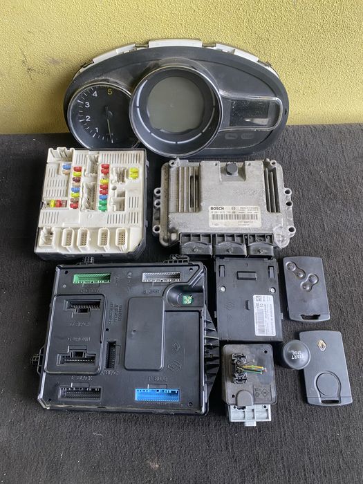 Kit Pornire Renault Megane 3 1.9 euro 5 Pret 1000 lei