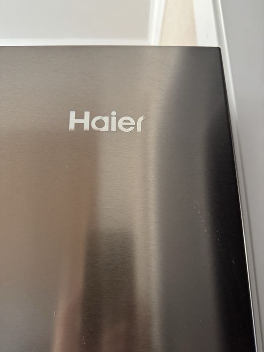 Продам двухдверный холодильник Haeir