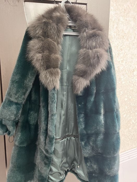 Продам норковую шубу