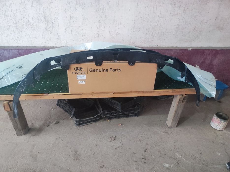 Фара  . Накладка бампера