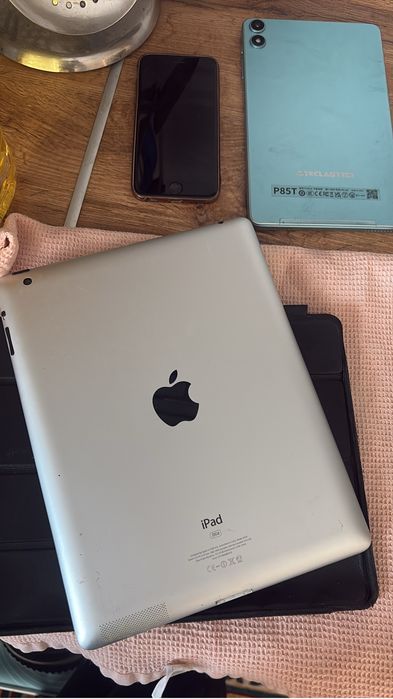 Планшеты и телефоны на запчасти – недорого