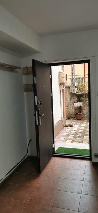 Spatiu de închiriat Podu Ros-Nicolina