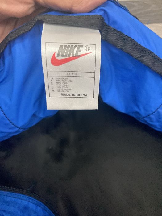 Тенис сак Nike  ,сак за дрехи Nike 80см