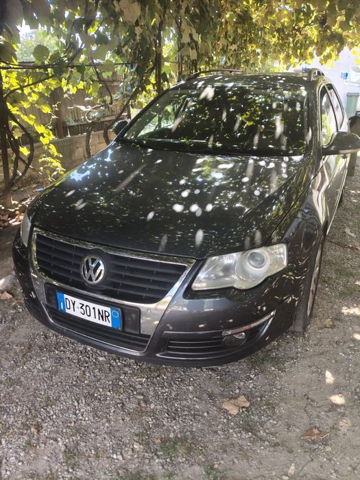 Vând autoturism Passat tdi  2009 cu numere de Italia sant proprietar are capacitate cilindrica 1968 cm și 81 kw și 110 cv.e in perfecta stare