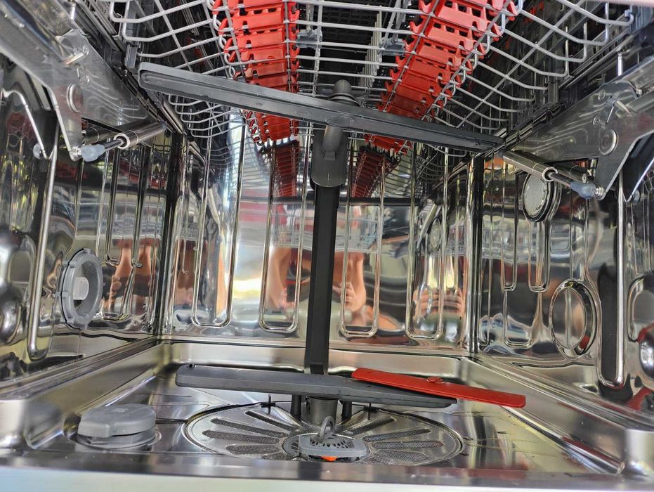 Съдомиялна машина за вграждане AEG 13 комплекта(клас А+ ++) с Гаранция