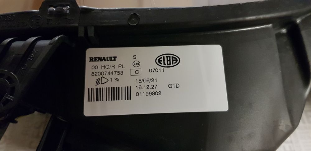 Far nou original Dacia Logan facelift ,MCV, 2008_2009_2010_2011_2012