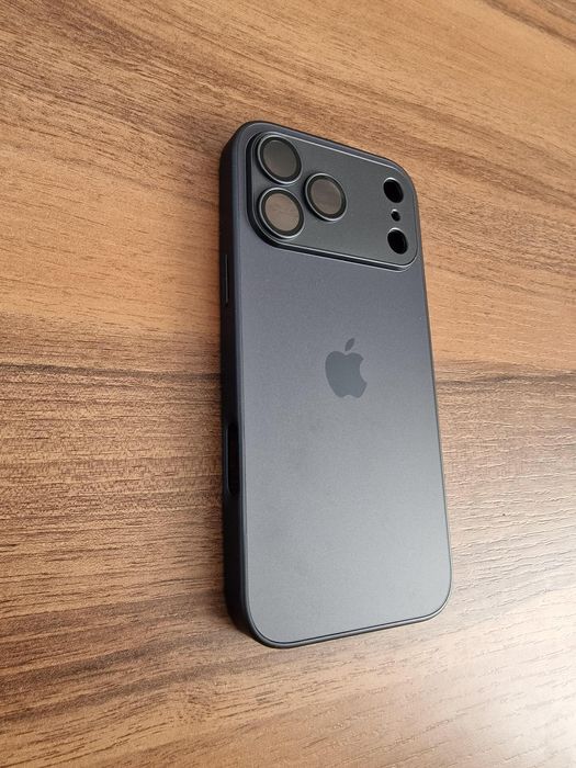 Матов Стъклен Кейс за Apple iPhone 17 Pro - Различни цветове