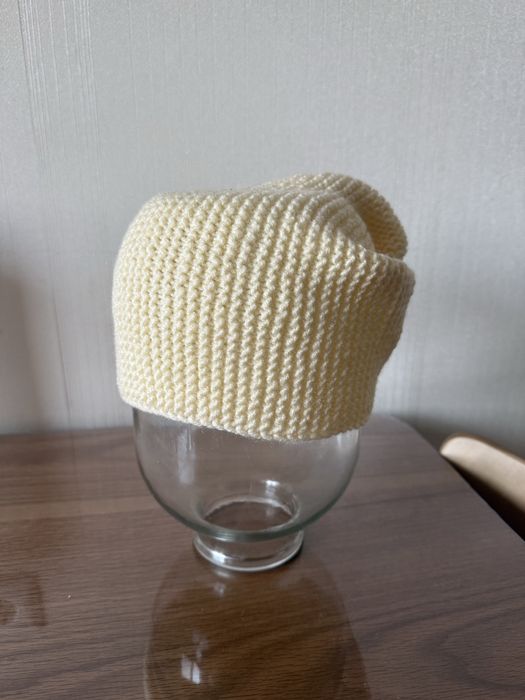 Вязаные шапки ручной работы