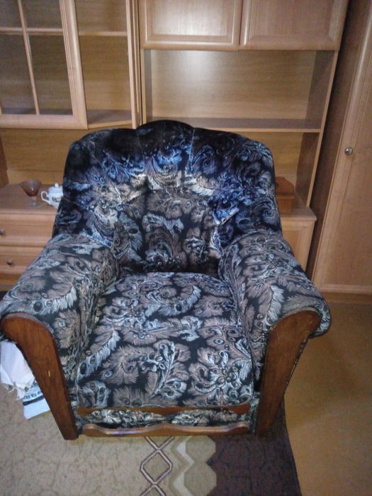 Отдам даром мебель