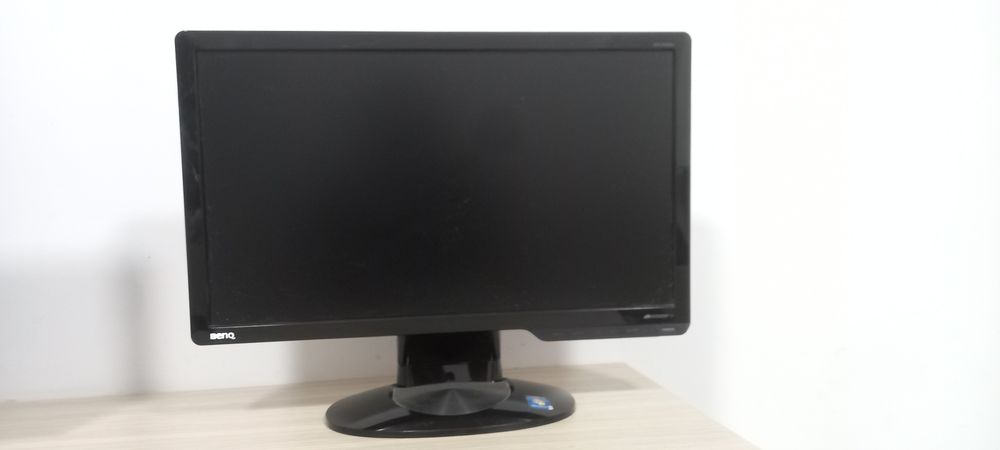 Două Monitoare stare foarte bună