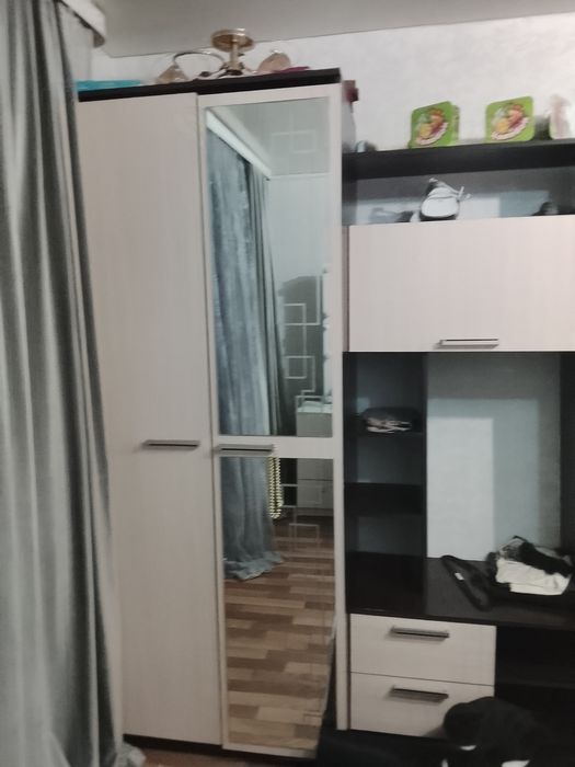 Продам стенку в зал