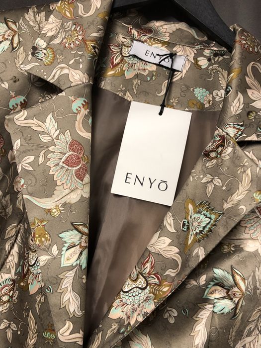 Дамско сако Ново