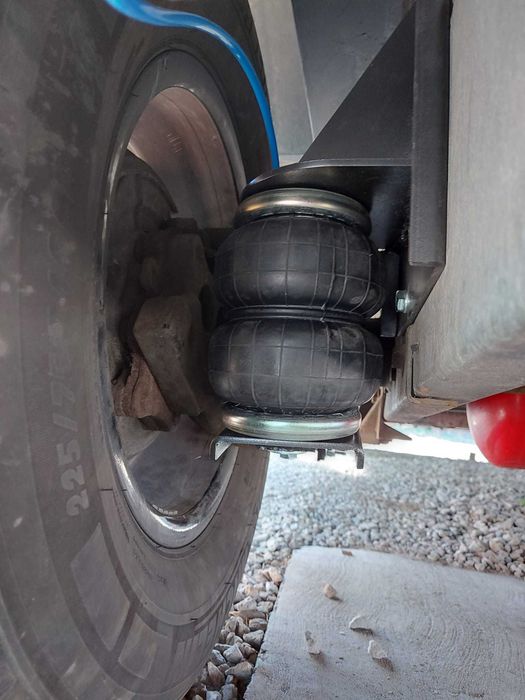 Perne de aer auxiliare pentru autorulote cu punte Al-Ko si Knott