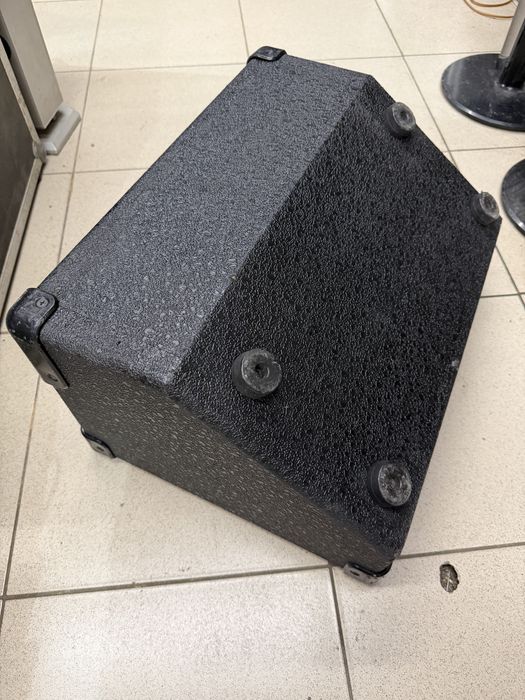 Китарен усилвател Laney
