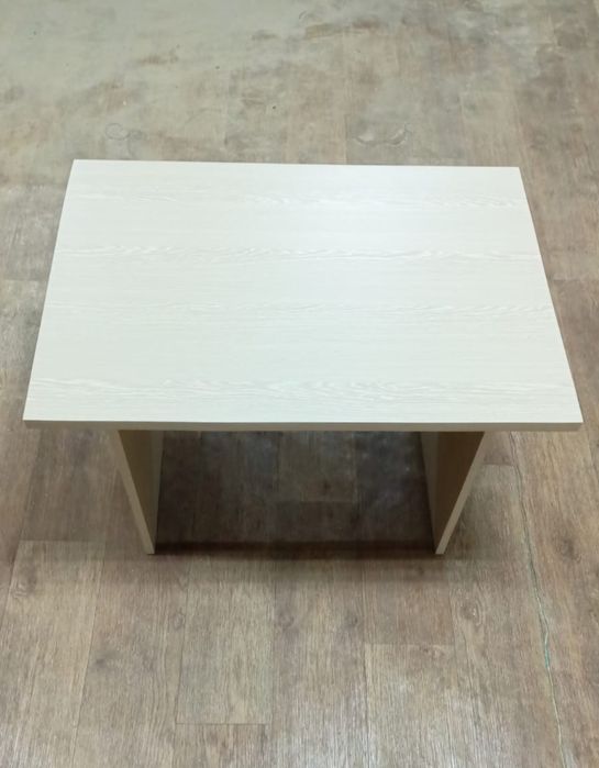 Журнальный  столик