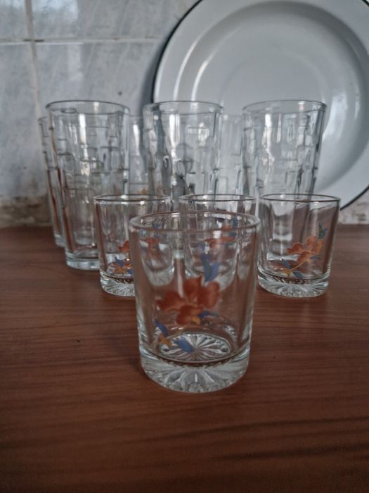 Стаканы и стопки