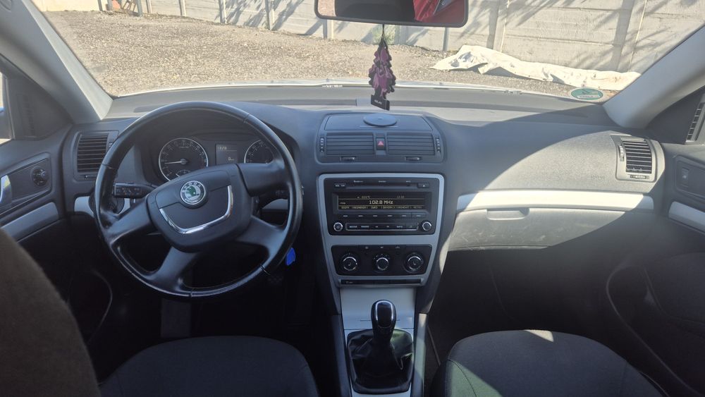 SKODA Octavia 2013 — imagine 5