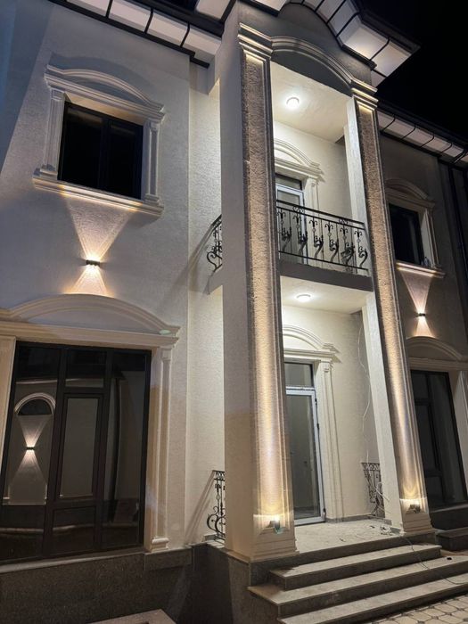 Новый коттедж 7 комнат с подвалом — 340 м², Уч-Кахрамон