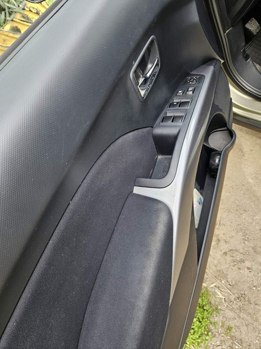 Mitsubishi Outlander- газ