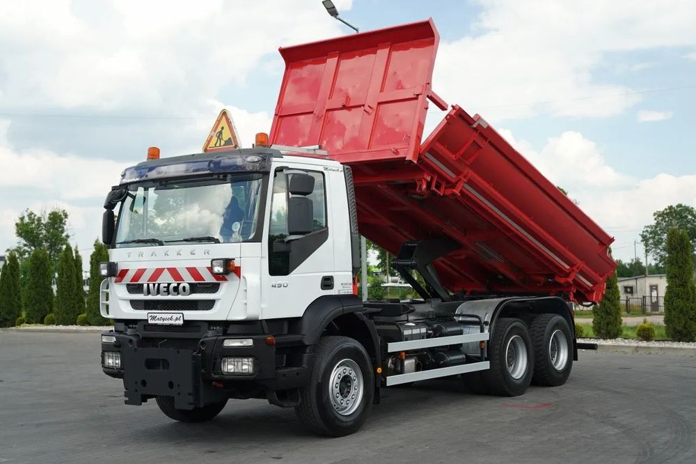 Iveco TRAKKER 450 / 6X4 / BASCULATOR / HIDROCLAPA / HIDROCLAPA / BORDMATIC / CAMION FRONTAL / EURO 5 /