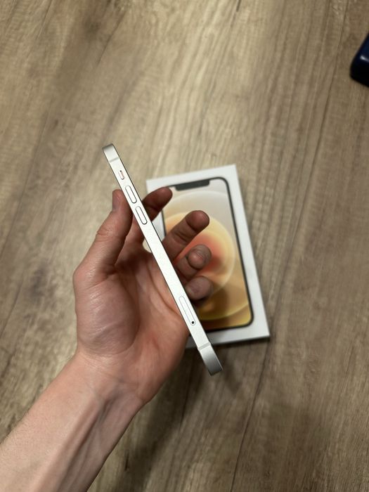 iPhone 12 128GB White