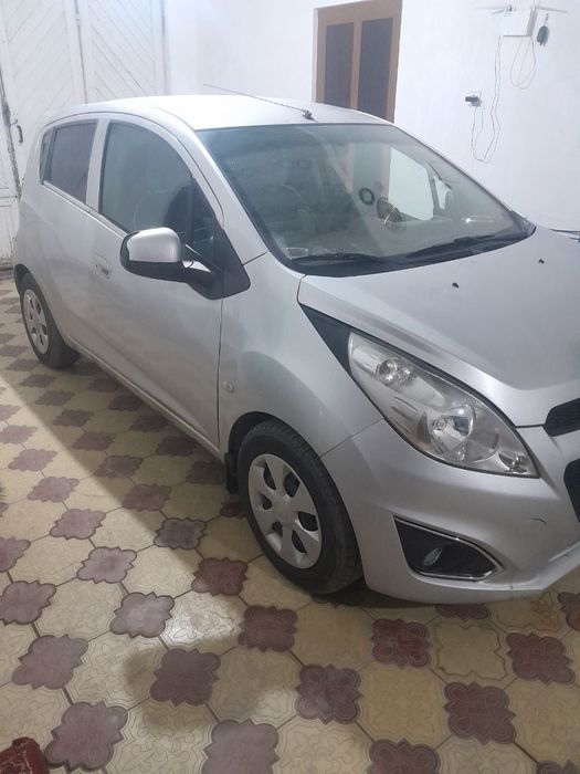 Chevrolet Spark 1.25  sotiladi yaxshi